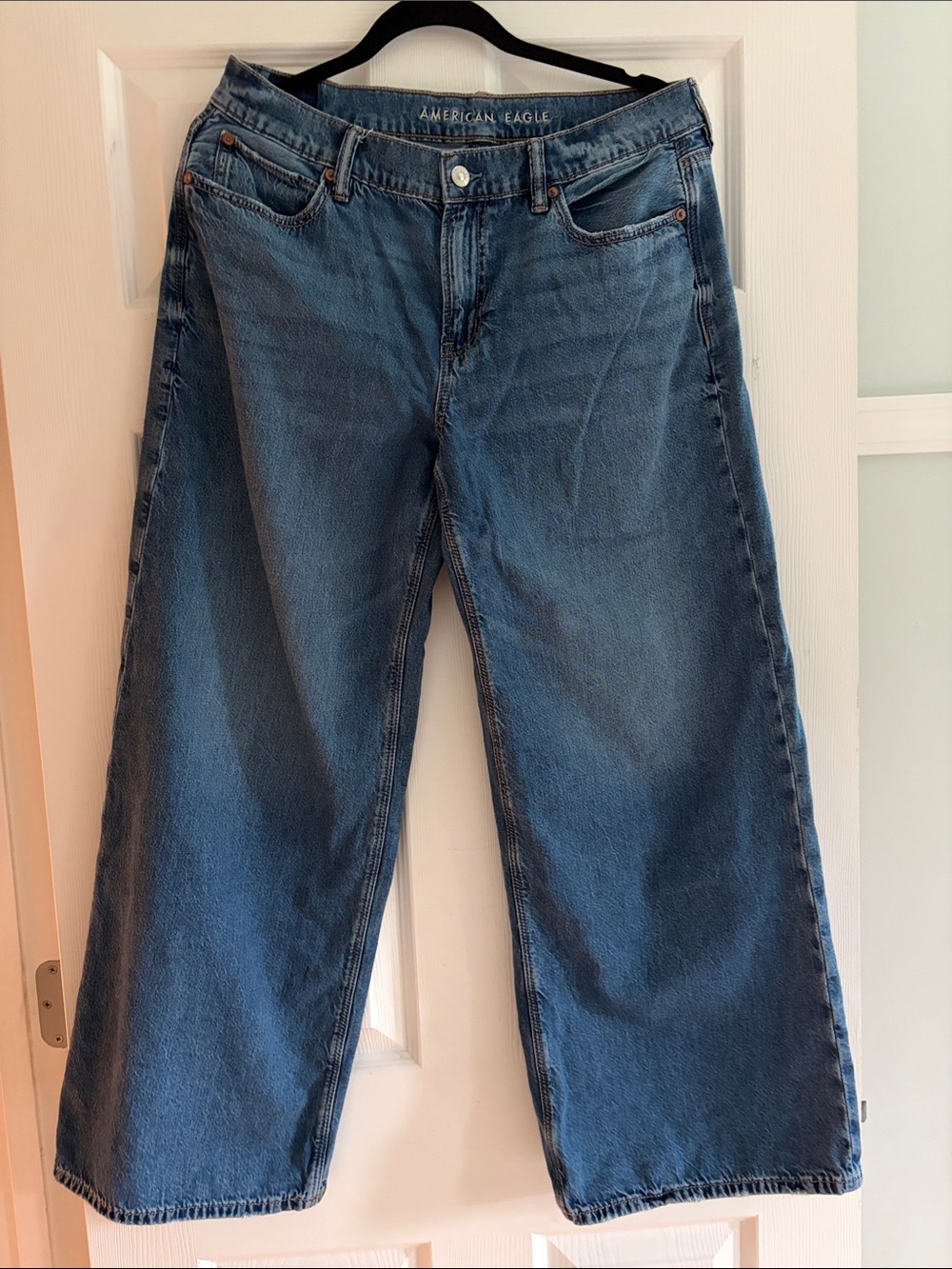 American Eagle Outfitters Ultra Wide-Leg Jeans in Medium Blue Denim